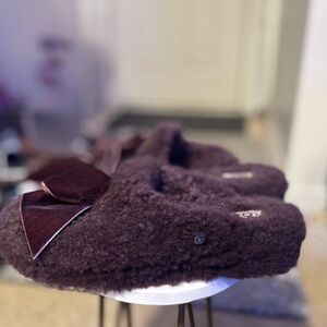 UGG Women's Slippers in Dark Purple